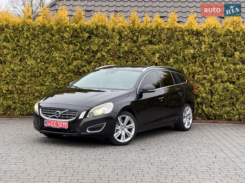 Універсал Volvo V60 2011 в Стрию