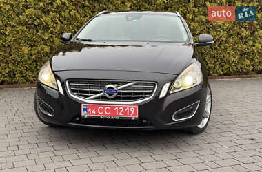 Універсал Volvo V60 2011 в Стрию