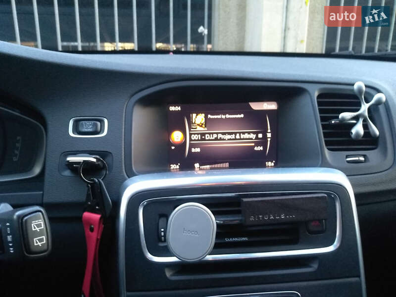 Универсал Volvo V60 2017 в Ровно фото 6 Универсал Volvo V60 2017 в Ровно