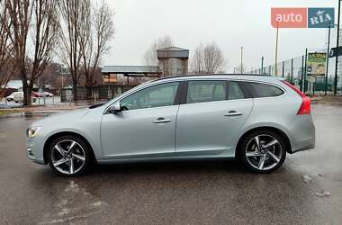 Универсал Volvo V60 2014 в Киеве