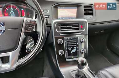 Универсал Volvo V60 2014 в Киеве