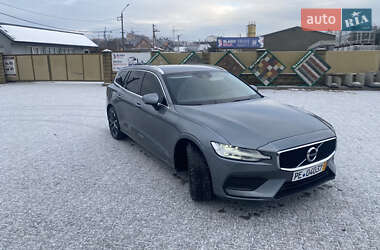 Універсал Volvo V60 2020 в Чернівцях