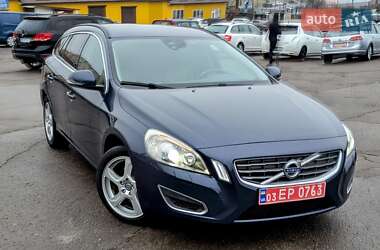 Універсал Volvo V60 2012 в Рівному