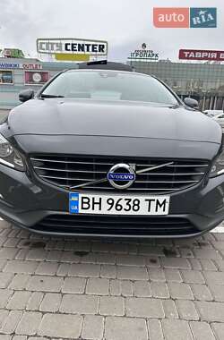 Универсал Volvo V60 2014 в Одессе