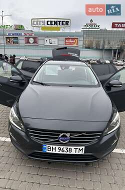 Универсал Volvo V60 2014 в Одессе