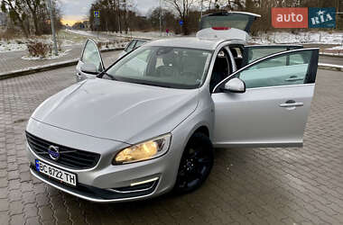 Універсал Volvo V60 2016 в Львові