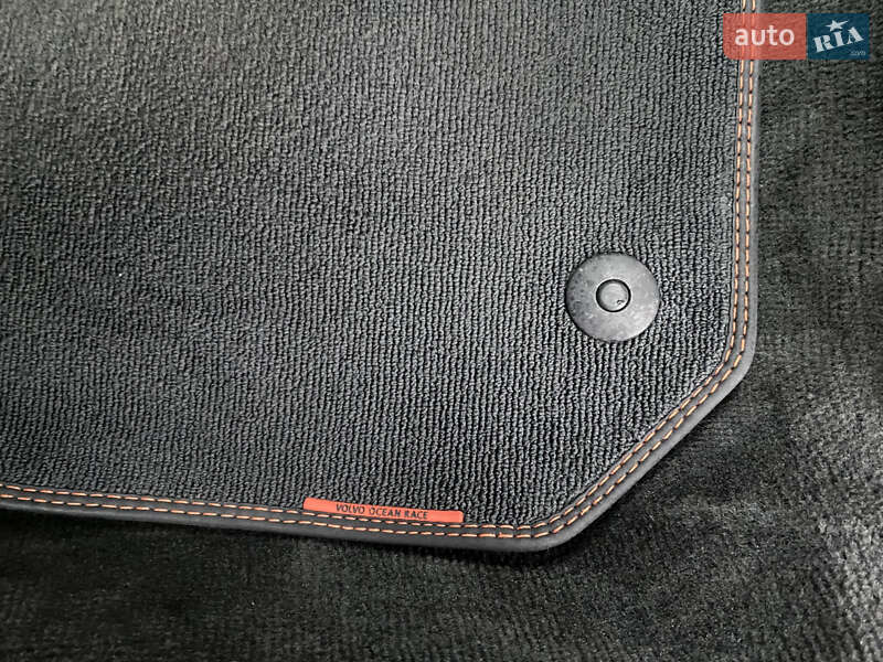 Универсал Volvo V60 2016 в Львове фото 36 Универсал Volvo V60 2016 в Львове