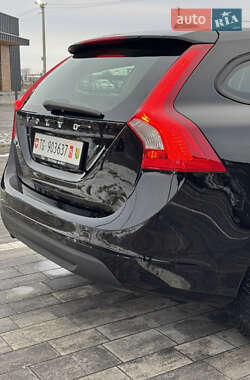 Універсал Volvo V60 2010 в Луцьку