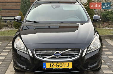 Універсал Volvo V60 2012 в Стрию