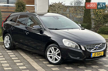 Універсал Volvo V60 2012 в Стрию