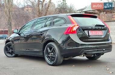 Универсал Volvo V60 2014 в Киеве