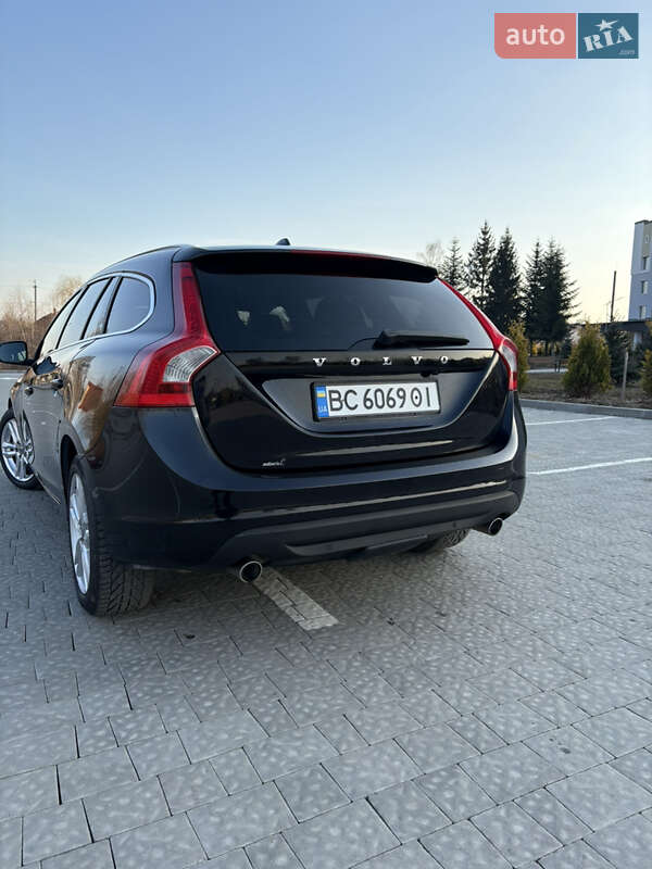 Универсал Volvo V60 2013 в Львове
