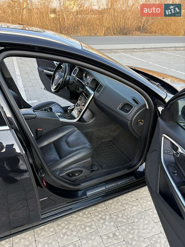 Универсал Volvo V60 2013 в Львове