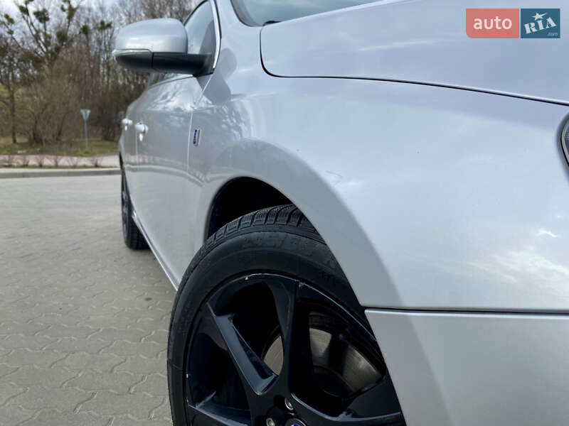 Универсал Volvo V60 2016 в Львове фото 19 Универсал Volvo V60 2016 в Львове