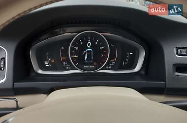 Універсал Volvo V60 2015 в 