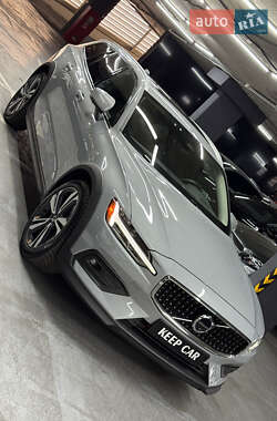 Универсал Volvo V60 2024 в 