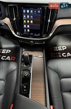 Универсал Volvo V60 2024 в 