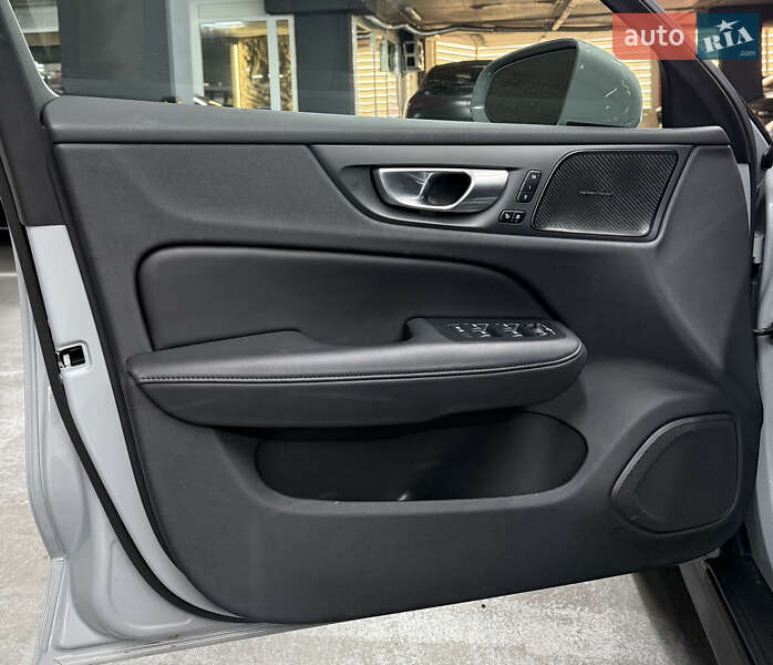 Универсал Volvo V60 2024 в Одессе