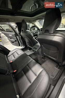 Універсал Volvo V60 2023 в Одесі