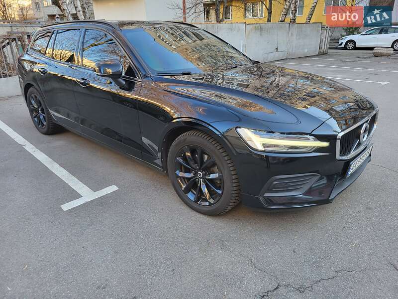 Volvo V60 2019