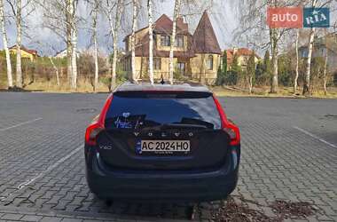 Универсал Volvo V60 2014 в 