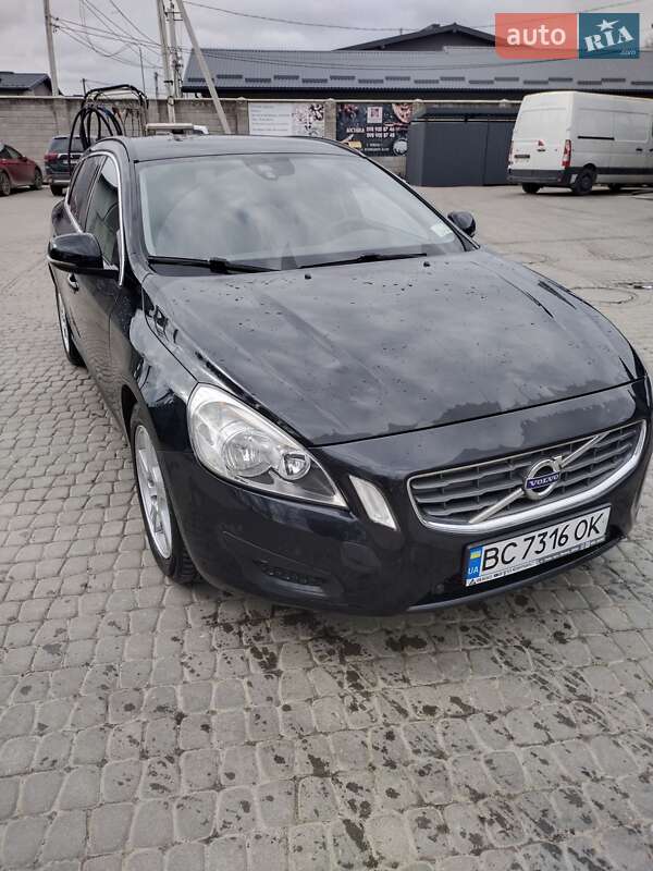 Volvo V60 2012