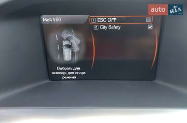 Универсал Volvo V60 2012 в 