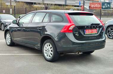 Универсал Volvo V60 2014 в 