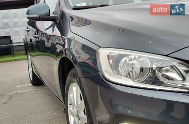 Универсал Volvo V60 2014 в 
