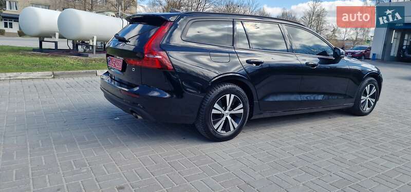 Универсал Volvo V60 2019 в Тернополе