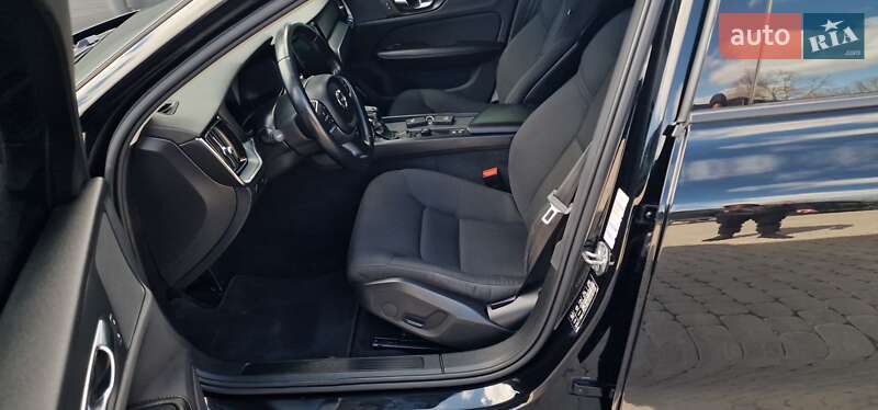 Универсал Volvo V60 2019 в Тернополе