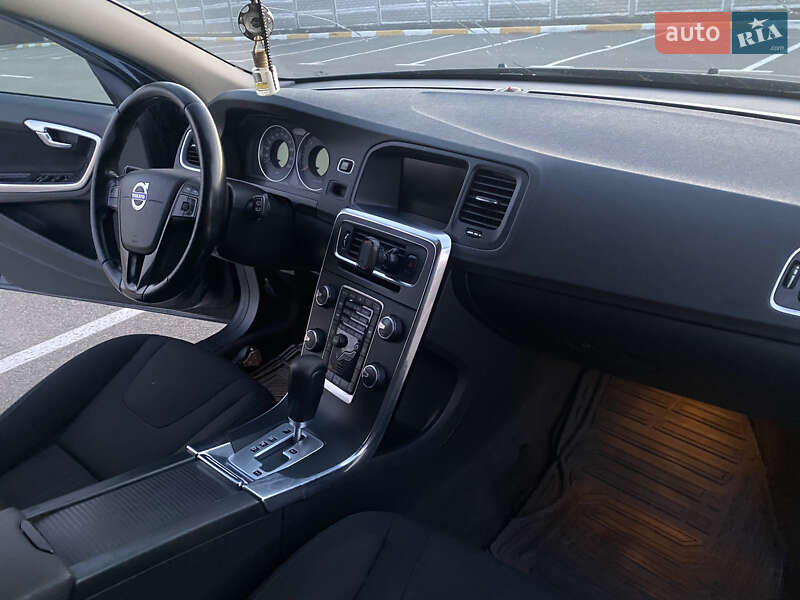 Універсал Volvo V60 2011 в Києві