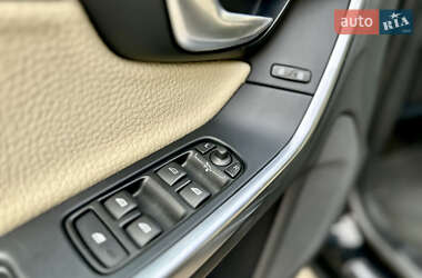 Универсал Volvo V60 2010 в 