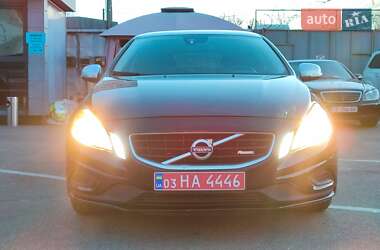 Универсал Volvo V60 2013 в 