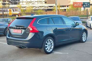 Универсал Volvo V60 2014 в 
