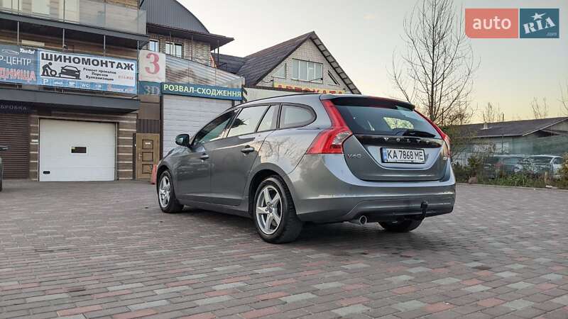 Универсал Volvo V60 2018 в Киеве фото 2 Универсал Volvo V60 2018 в Киеве