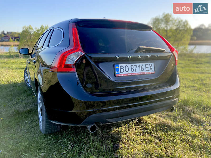 Універсал Volvo V60 2011 в 