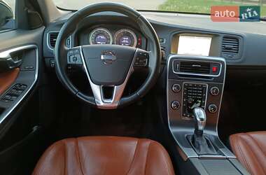 Універсал Volvo V60 2013 в 
