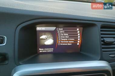 Універсал Volvo V60 2013 в 