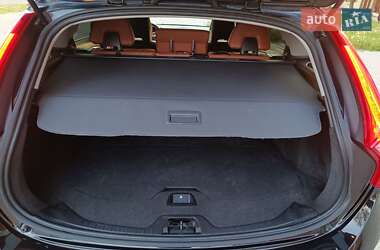 Універсал Volvo V60 2013 в 
