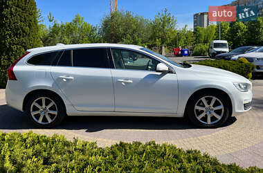Универсал Volvo V60 2016 в 