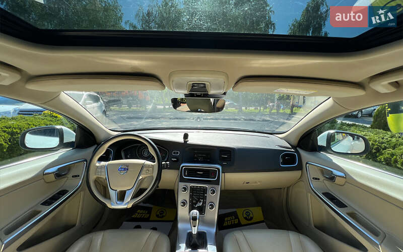 Универсал Volvo V60 2016 в Львове