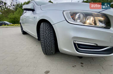 Универсал Volvo V60 2016 в 