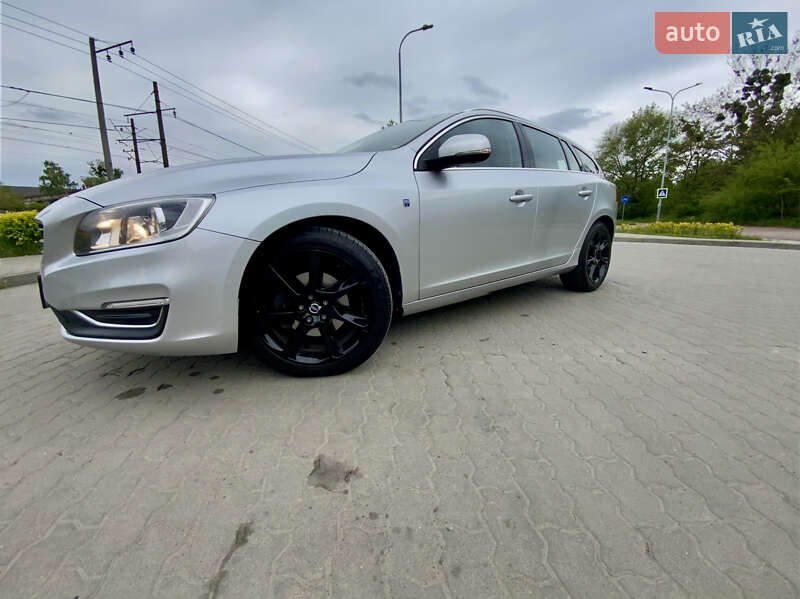 Универсал Volvo V60 2016 в Львове фото 14 Универсал Volvo V60 2016 в Львове