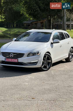 Універсал Volvo V60 2015 в Луцьку