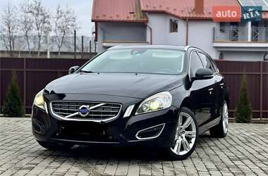 Універсал Volvo V60 2010 в Стрию