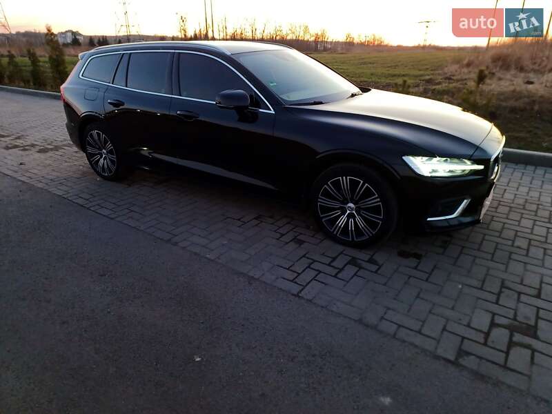 Універсал Volvo V60 2019 в 