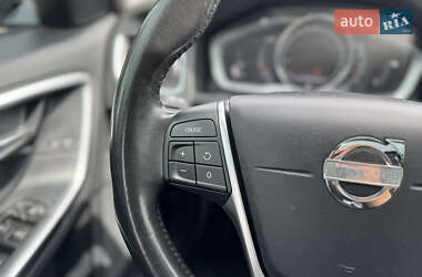Універсал Volvo V60 2018 в 