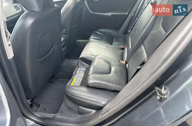 Универсал Volvo V60 2012 в 