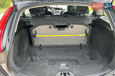 Универсал Volvo V60 2012 в 